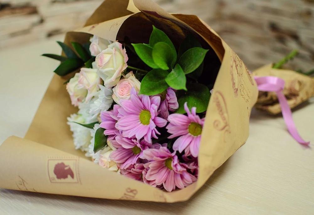 Букет цветов из: Розы и Хризантемы в Юже