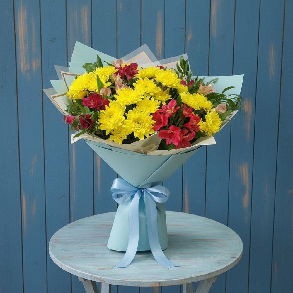 Букет цветов из: Альстромерии и Хризантемы в Юже