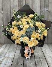 Букет цветов из:  Розы и Лизиантусы в Юже