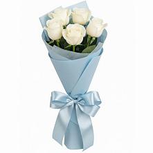 Букет 5 Белых роз Проуд в Юже