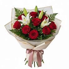 Букет цветов из:  Лилии и Розы #REPLACE_PRED# Юже