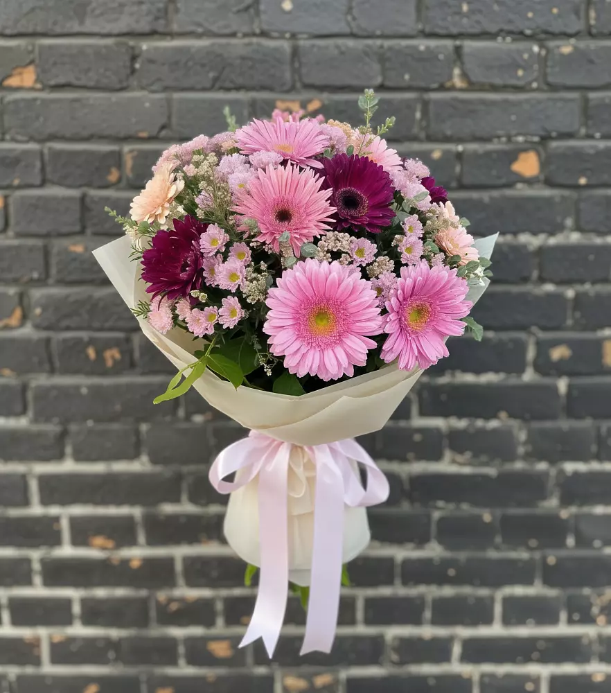 Букет цветов из: Герберы и Хризантемы в Юже