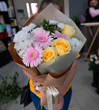 Букет цветов из:  Герберы, Розы и Хризантемы в Юже