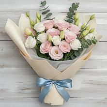 Букет цветов из:  Лизиантусы #REPLACE_PRED# Юже