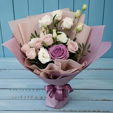Букет цветов из:  Розы и Лизиантусы в Юже
