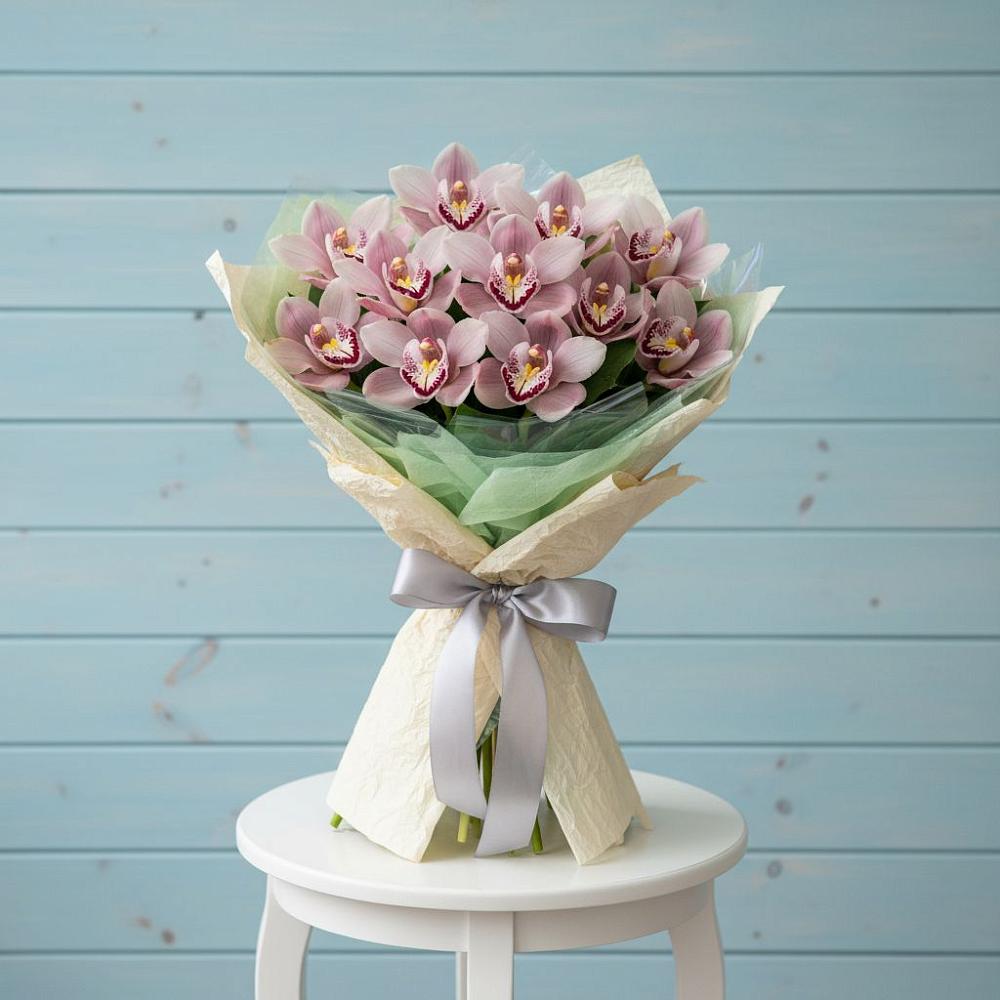 Букет цветов из: Орхидеи и Розы в Юже