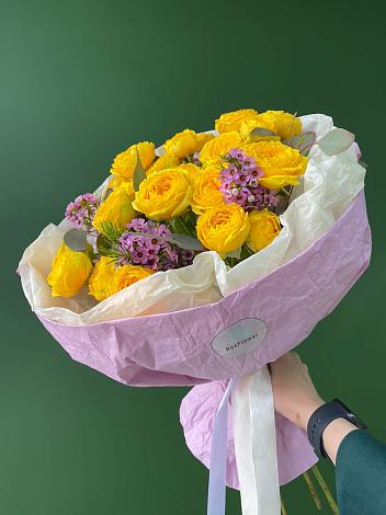 Букет Кустовые желтые розы в Юже