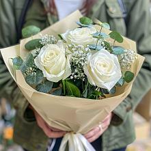 Букет цветов из:  Розы #REPLACE_PRED# Юже